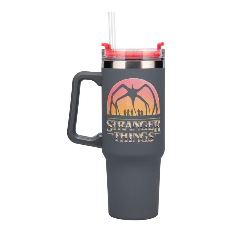 Stranger Things 5 Trinkbecher mit Trinkhalm 900 ml
