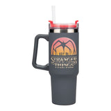 Stranger Things 5 Trinkbecher mit Trinkhalm 900 ml